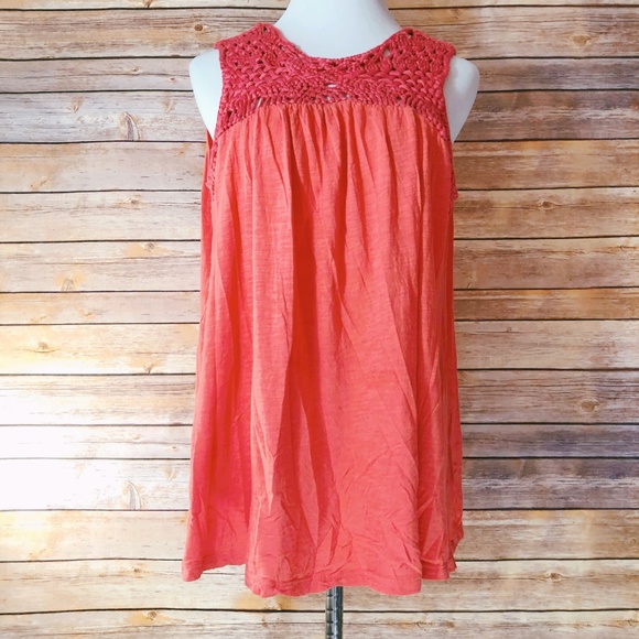 Anthropologie Tops - Anthropologie Akemi + Kin Coral Macrame Tank Top